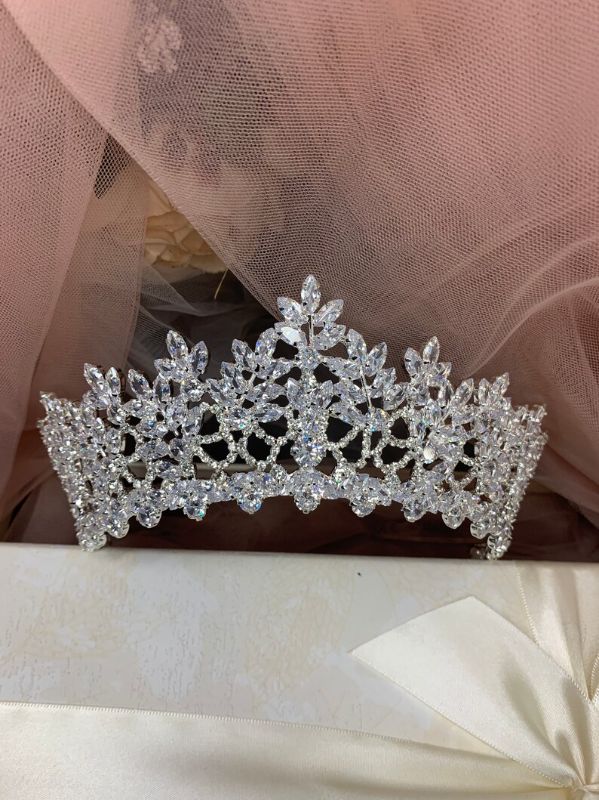 Photo 1 of **COSTUME JEWLERY** Swarovski Zircon Hair Accessories, Bridal Hair Vine, Bridal Tiaras, Silver Headpieces, Tiara for Bachelor,Birthday Gift,Crystal Crowns!
