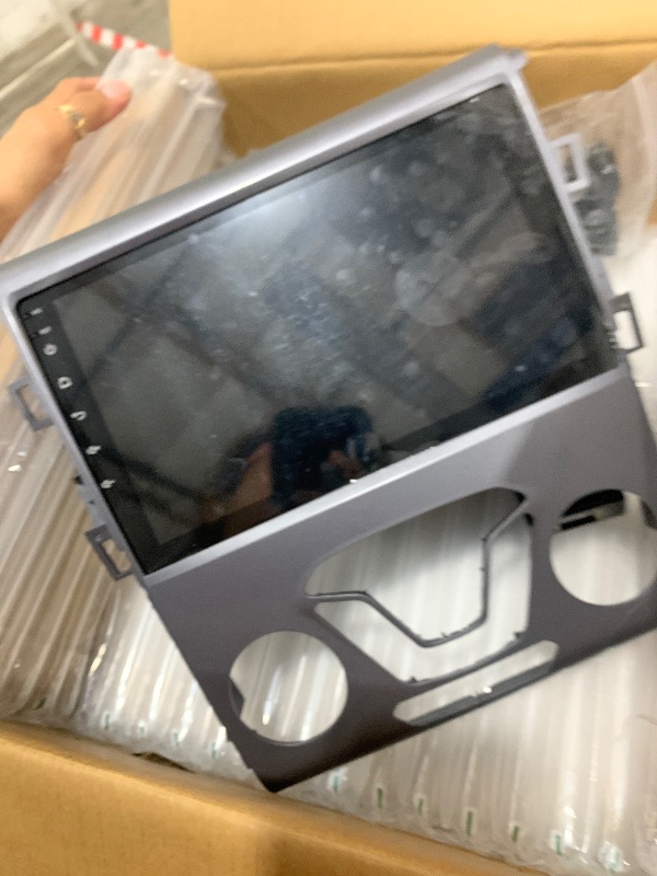 Photo 1 of [8Core Qualcomm 4+64G] Android Car Stereo for Ford Fusion Mondeo 2013-2019 -Wireless Carplay and Android Auto - 9 Inch 1280 * 720 IPS Touchscreen Car Radio - DSP/GPS/WiFi/SWC + AHD Backup Camera