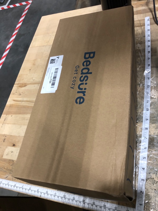 Photo 1 of **FACTORY SEALED** Bedsure Comforter Duvet Insert - Quilted Comforters Full Size, All Season Duvet, GentleSoft Down Alternative Bedding, with 8 Tabs, Gifts for Women/Men, White, Full 86 x 82 Inches