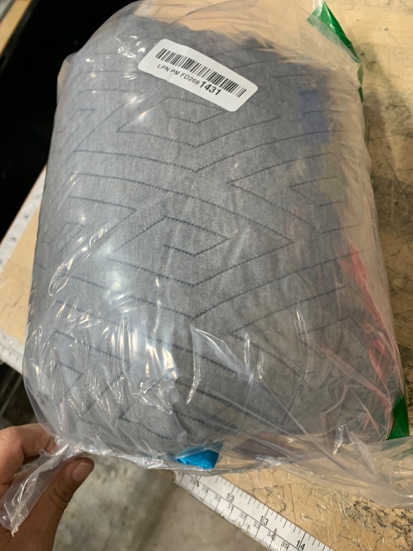 Photo 1 of 1 MIDDLE ONE Travel Pillow for Sleeping Camping, Memory Foam Small Pillow with Breathable Cover for Backpacking, Airplane, Car (15.5 X 12 Inch)