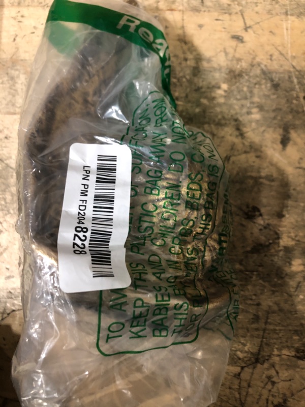 Photo 1 of ***ONLY 1 **** Deco 79 Metal Snail Decorative Bookends Standing Non Skid Bookends, Set of 2 Office Bookends5 W, 7" H, Gold