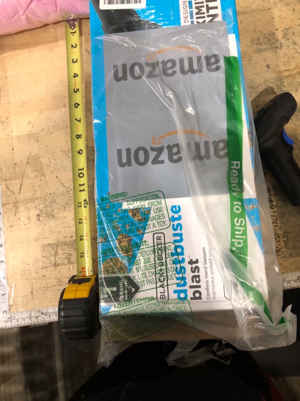 Photo 1 of *****HAS EXTREMELY LOW SUCTION POWER***** BLACK+DECKER dustbuster Blast Cordless Handheld Vacuum, Home and Car Vacuum (HNVD220J00)