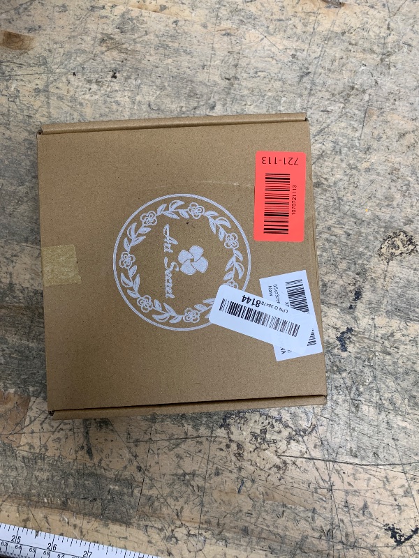 Photo 1 of 0.5 oz Screw Top Aluminum Tin Jar with Screw Lid and Blank Labels (Black - Pack of 32)1070721115
