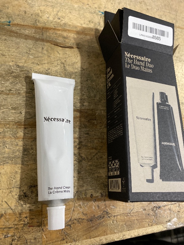 Photo 1 of ***PARTIAL SET/ MISSING BLACK TUBE*** Nécessaire The Hand Duo – The Hand Cream + The Hand Retinol Treatment Holiday Gift Set for Dry Hands – Daily Moisture + Nighttime Repair with Ceramides, Peptides & Retinol – 2 x 2.5 oz