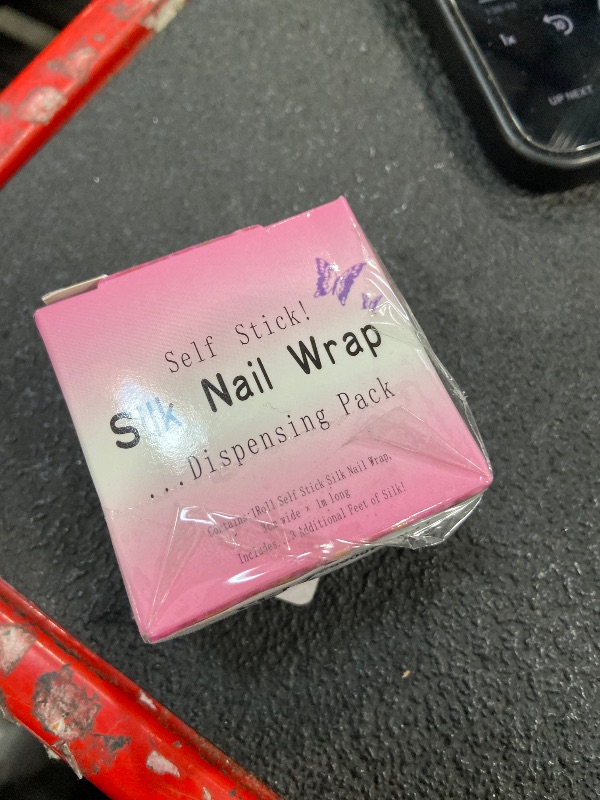 Photo 1 of 1 Roll Nail Repair Fiberglass Silk Wrap Self Adhesive Anti Damage DIY Strong Protect Reinforce Extension Sticker,Nail Repair Reinforce Nail Protector Nail Art Tool for Home Use or Salon