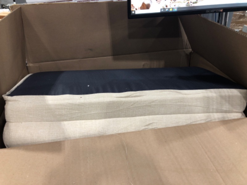 Photo 2 of Large Dog bed