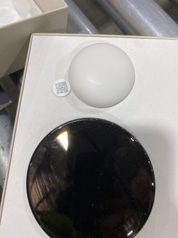 Photo 1 of Google Nest Learning Thermostat (4th gen) + Nest Temperature Sensor (2nd gen) - Obsidian