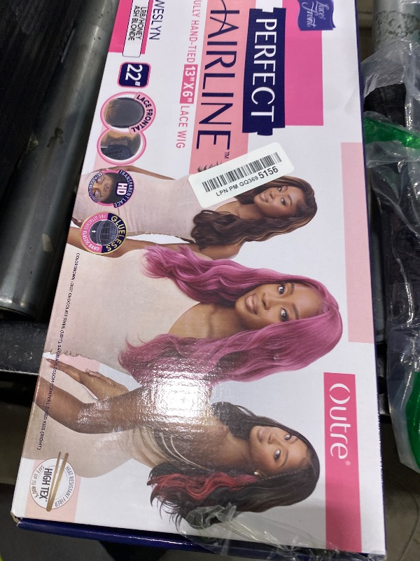 Photo 1 of Outre Lace Front Wig - Perfect Hair Line 13X6 - Weslyn (LR8/HONEY ASH BLONDE)