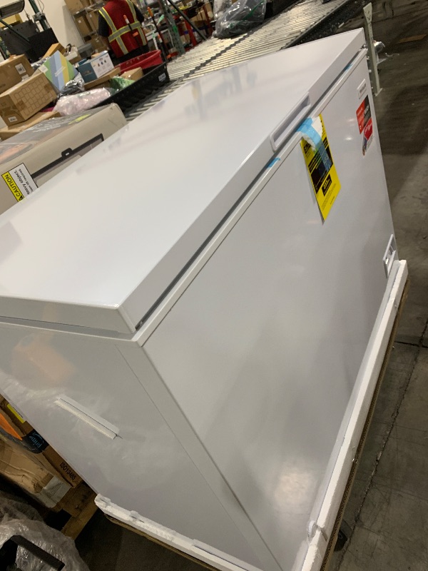 Photo 1 of FRIGIDAIRE 10 Cubic Foot Chest Freezer, 10 cu ft, White