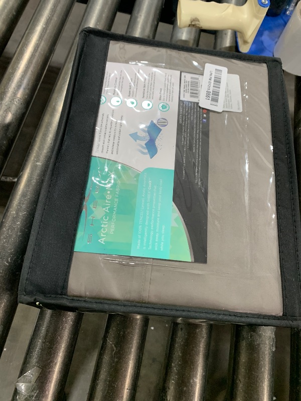 Photo 1 of SHEEX Arctic Aire MAX Sheet Set, Ultrasoft Cooling Sheets with 1 Flat Sheet, 1 Fitted Sheet, and 2 Pillow Cases, Queen, Charcoal
