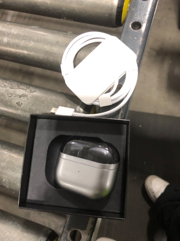 Photo 1 of Samsung Galaxy Buds 3 Pro AI True Wireless Bluetooth Earbuds, Noise Cancelling, Sound Optimization, Redesigned Comfort Fit, Silver [US Version, Amazon Exclusive