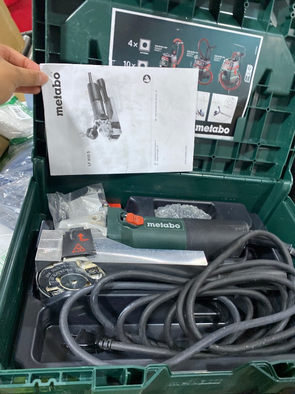 Photo 1 of Metabo Corded Paint Remover Tool, Die Cast Aluminium Gear Housing, Made in Germany, LF 850 S, 601049620