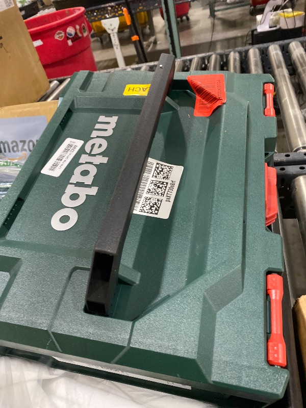 Photo 1 of Metabo Corded Paint Remover Tool, Die Cast Aluminium Gear Housing, Made in Germany, LF 850 S, 601049620