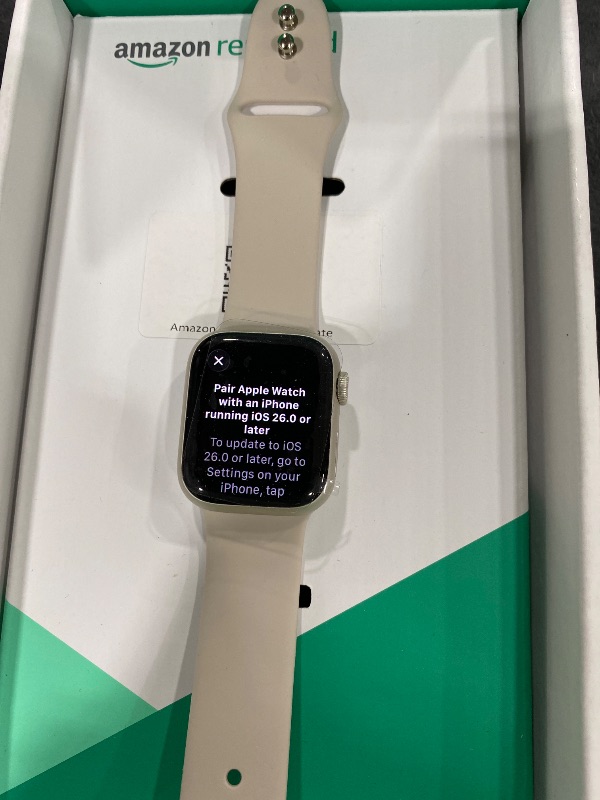 Photo 1 of Apple Watch Series 9 [GPS 41mm] Starlight Aluminum Case with Starlight Sport Band M/L (Renewed Premium)