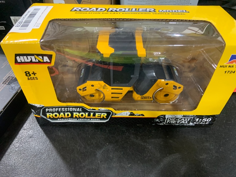 Photo 1 of 1/50 Scale Diecast Road Roller Toys Metal Engineering Road Planer Vehicle Truck Toy Construction Vehicles Model for Kids (1:50 Road Roller)