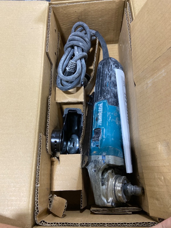 Photo 1 of Makita GA4590 4-1/2" SJS™II High-Power Angle Grinder