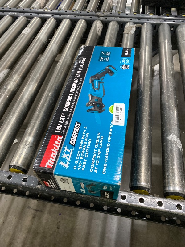 Photo 1 of Makita XRJ01Z 18-Volt LXT Lithium-Ion Cordless Compact Reciprocating Saw (Tool Only, No Battery), Bare Tool