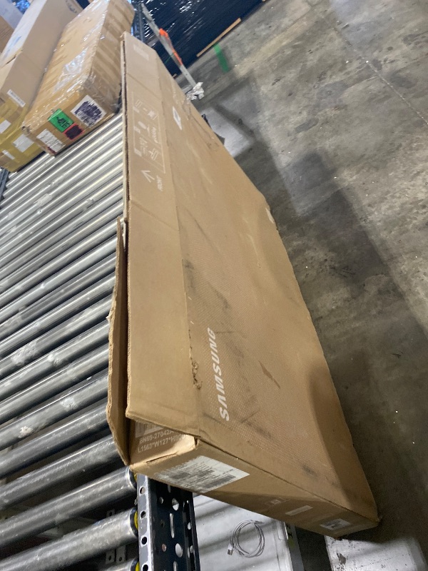 Photo 1 of Samsung 65-Inch Class Crystal UHD U8000F 4K Smart TV (2025 Model) Endless Free Content  *PARTS ONLY*