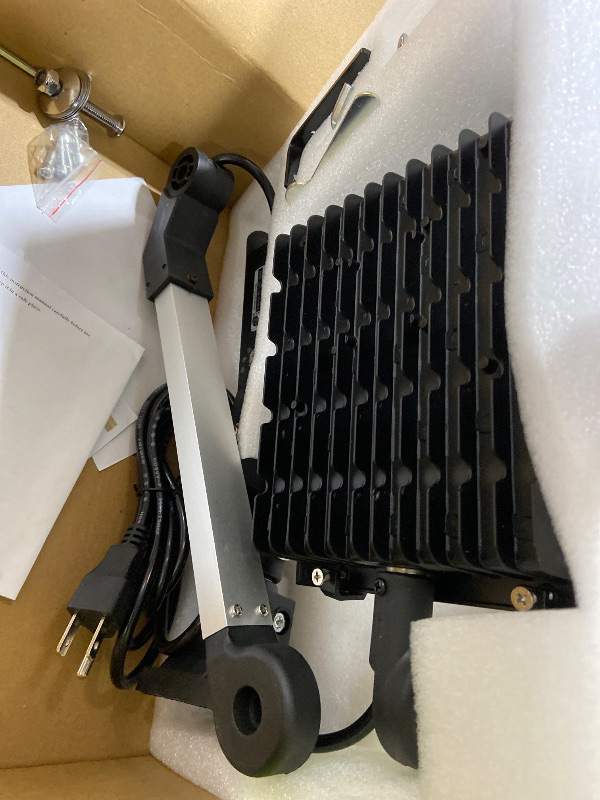 Photo 1 of Work Light,Led Work Light, 30w Folding Aluminum Alloy ong Arm Lamp for Lathe Milling Drill Press Industrial Lighting Reading,Cool and Warm Light Available (30W)