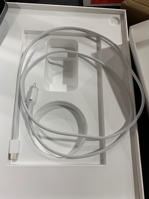 Photo 1 of Apple iPad Air 11-inch with M3 chip Built for Apple Intelligence, Liquid Retina Display, 128GB, 12MP Front/Back Camera, Wi-Fi 6E, Touch ID, All-Day Battery Life — Space Gray PARTS ONLY