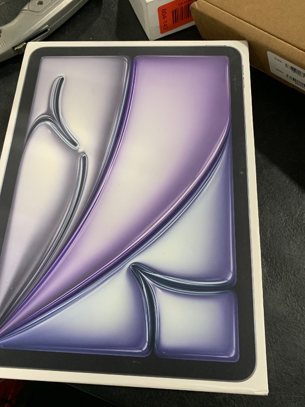 Photo 1 of Apple iPad Air 11-inch with M3 chip Built for Apple Intelligence, Liquid Retina Display, 128GB, 12MP Front/Back Camera, Wi-Fi 6E, Touch ID, All-Day Battery Life — Space Gray PARTS ONLY