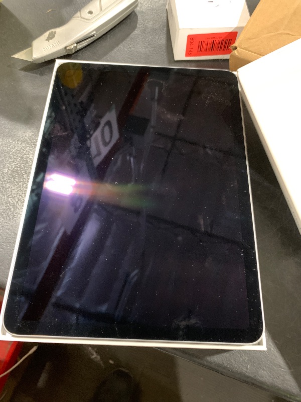 Photo 1 of Apple iPad Air 11-inch with M3 chip Built for Apple Intelligence, Liquid Retina Display, 128GB, 12MP Front/Back Camera, Wi-Fi 6E, Touch ID, All-Day Battery Life — Space Gray PARTS ONLY