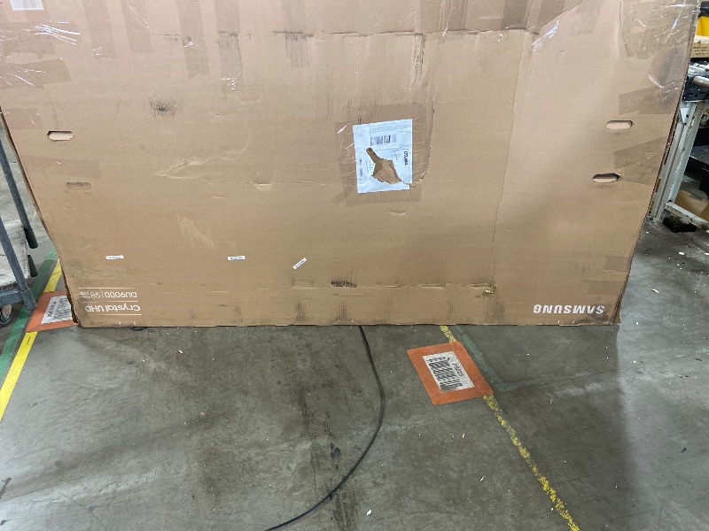 Photo 1 of FOR PARTS ONLY - Samsung 98-Inch Class 4K Crystal UHD DU9000 Series HDR Smart TV, Object Tracking Sound Lite, Motion Xcelerator 120Hz, Supersize Picture Enhancer, Mega Contrast, Alexa Built-In (UN98DU9000, 2024 Model)
