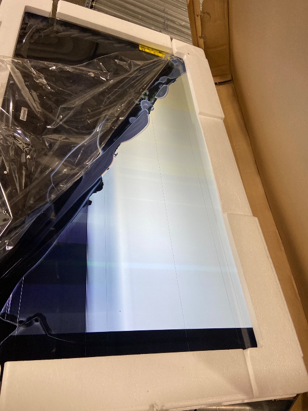 Photo 1 of FOR PARTS ONLY - Roku Smart TV 2025 – 55-Inch Select Series, 4K HDR TV – Roku TV with Enhanced Voice Remote – Flat Screen LED Television with Wi-Fi for Streaming Live Local News, Sports, Family Entertainment