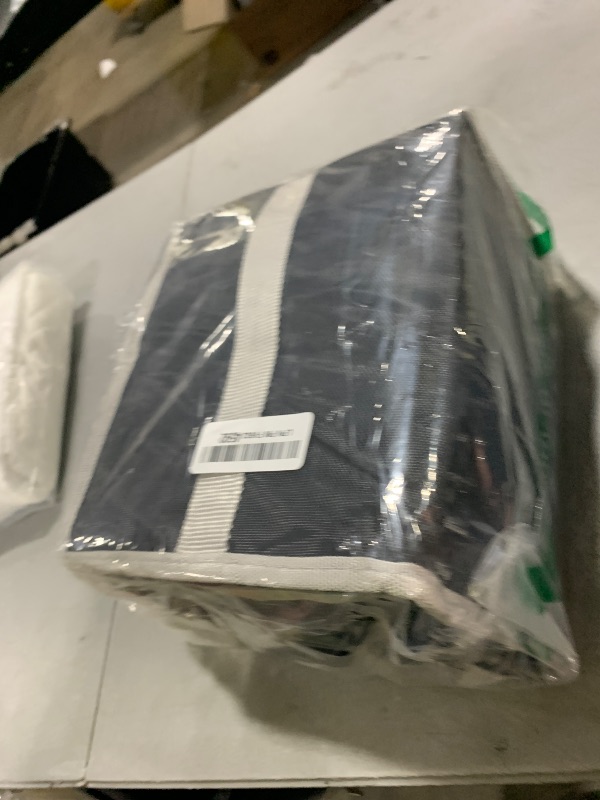 Photo 1 of VIBEX 168 Colors Alcohol Markers with Base Dual Tip Drawing Markers for Adult and Kids Comics Coloring Sketching Illustration - Refillable (168 White)