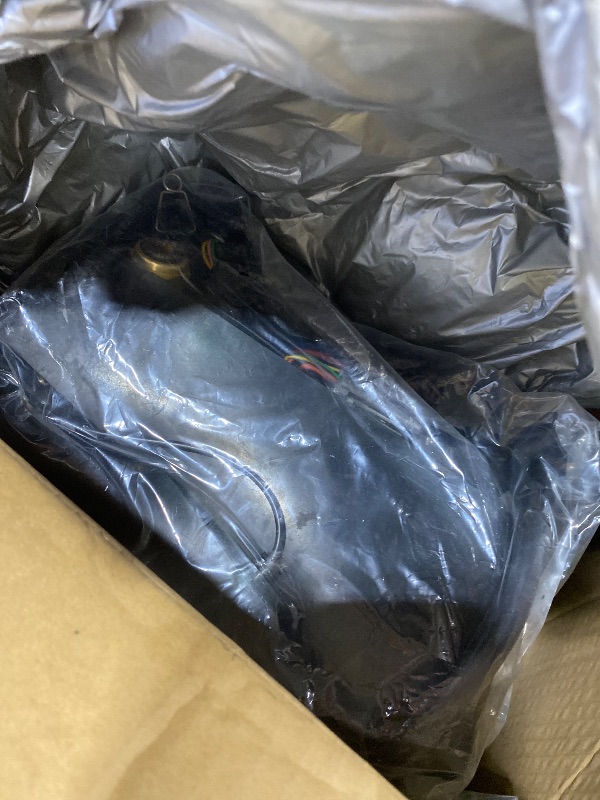 Photo 1 of Air Compressor Pump 949-099 949-001 Air Ride Suspension for Chevy Avalanche Suburban Tahoe Cadillac Escalade GMC Yukon XL 2001-2013 15254590 19299545