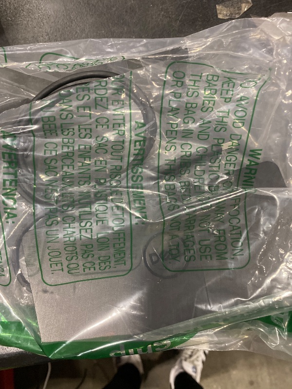 Photo 1 of Dell 452-BCYT D6000 Universal Dock, Black, Single