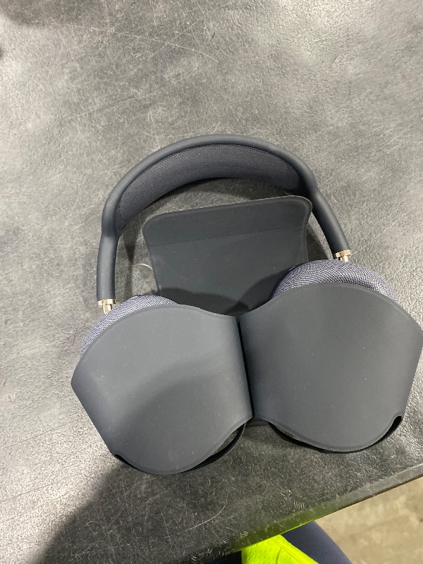 Photo 1 of Apple AirPods Max - Midnight (Renewed)