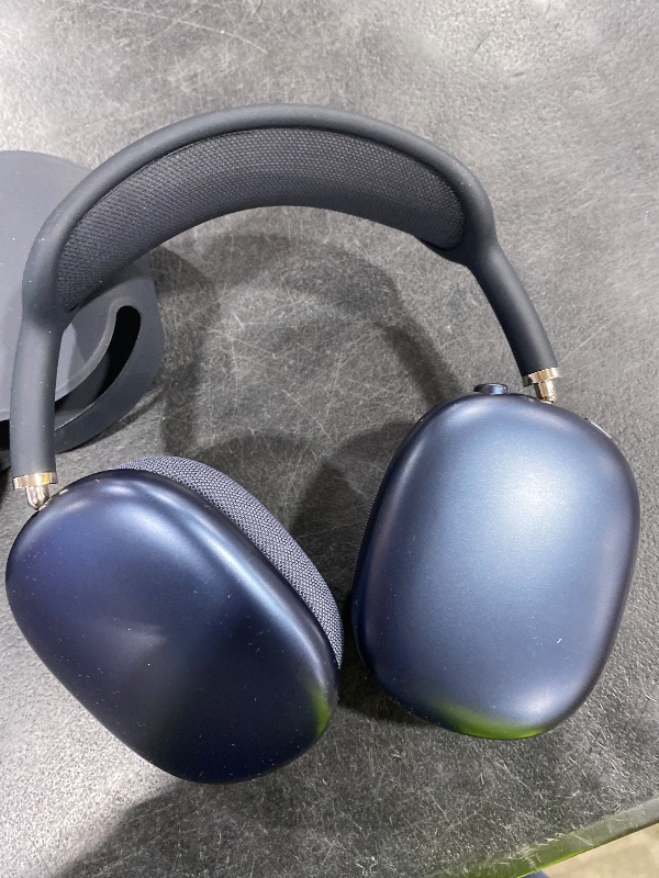 Photo 1 of Apple AirPods Max - Midnight (Renewed)
