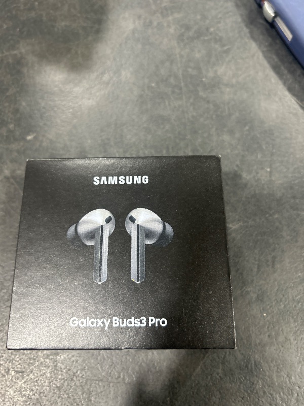 Photo 1 of Samsung Galaxy Buds 3 Pro AI True Wireless Bluetooth Earbuds, Noise Cancelling, Sound Optimization, Redesigned Comfort Fit, Silver [US Version, Amazon Exclusive, 2Yr Warranty]
