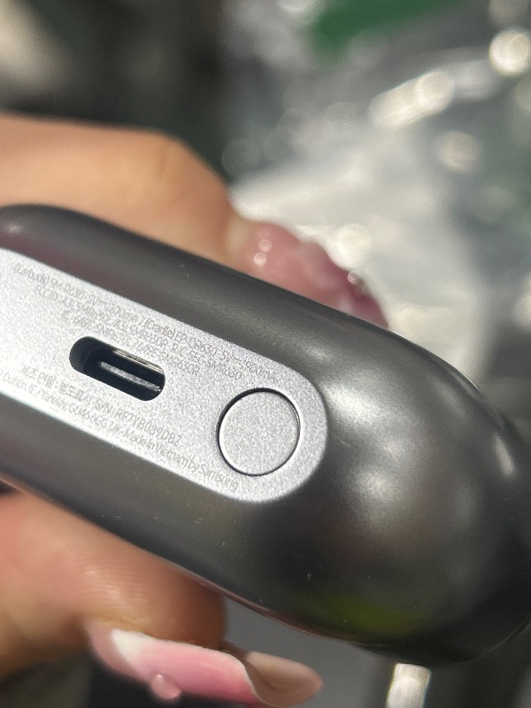 Photo 1 of Samsung Galaxy Buds 3 Pro AI True Wireless Bluetooth Earbuds, Noise Cancelling, Sound Optimization, Redesigned Comfort Fit, Silver [US Version, Amazon Exclusive, 2Yr Warranty]