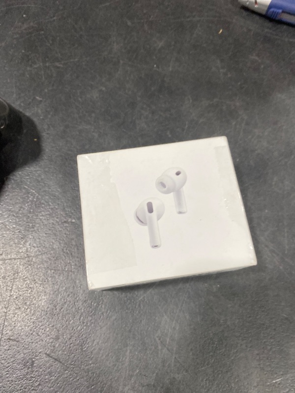 Photo 1 of Apple AirPods Pro 3 Wireless Earbuds, Active Noise Cancellation, Live Translation, Heart Rate Sensing,Hearing Aid Feature,Bluetooth Headphones,Spatial Audio, High-Fidelity Sound, USB-C Charging, White