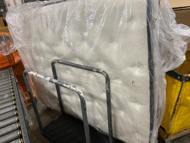 Photo 1 of Full Mattress 6"