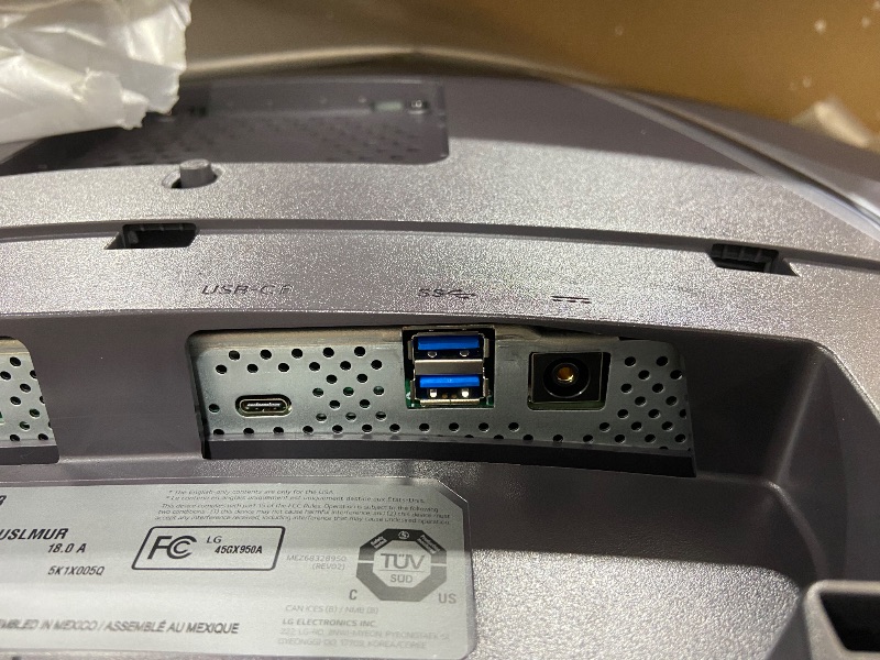 Photo 1 of 45 Inch UltraGear™ OLED 5K2K WUHD 165Hz or WFHD Dual Mode 330Hz 0.03ms G-sync Compatible DisplayPort 2.1 Gaming Monitor