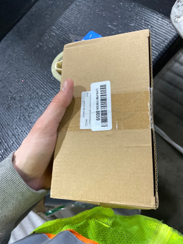 Photo 1 of MiCCiKA 2505421C91 Right Power Window Motor Passenger Side Motor Power Window Replacement Compatible with International 2505421C91 Motor