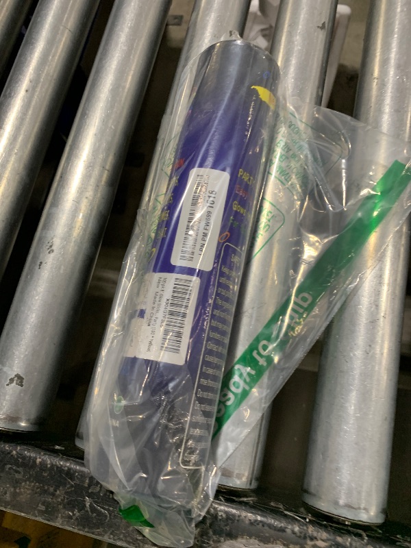 Photo 1 of 100 pk 8" Yellow Glow Sticks Bulk Party Favors, Light up Glow Necklaces & Bracelets in the Dark Party Supplies For Christmas Halloween Birthday Neon Party (100 * Yellow)