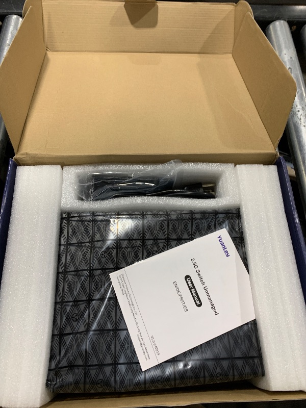 Photo 1 of 18 Port 2.5G Umanaged Ethernet Switch, 16 x 2.5Gb Base-T Ports, 2 x 10G SFP+, Compatible with 100/1000/2500Mbps, Metal Fanless, Desktop/Rack Mount YuanLey 2.5Gbe Network Switch for Wireless AP, PC