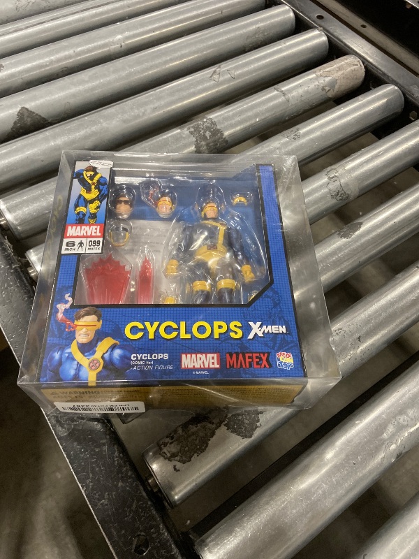 Photo 1 of MAFEX Cyclops (Comic Ver.) X-Men Action Figure No.099