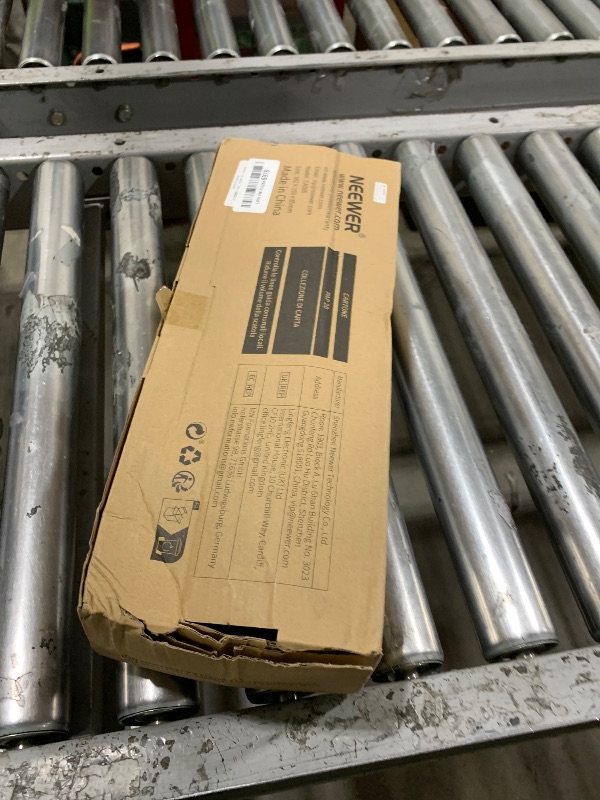 Photo 1 of NEEWER Triple Suction Cup Car Mount Compatible with Insta360 X5 X4 GoPro DJI OSMO 360 Cameras, Quick Release Outside Windshield Magic Arm Mount Kit with 2 in 1 Extension Pole/Selfie Stick, CA065