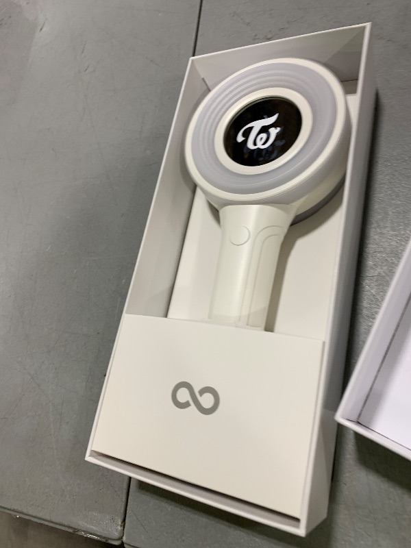 Photo 1 of Twice - CANDYBONG ? OFFICIAL LIGHT STICK