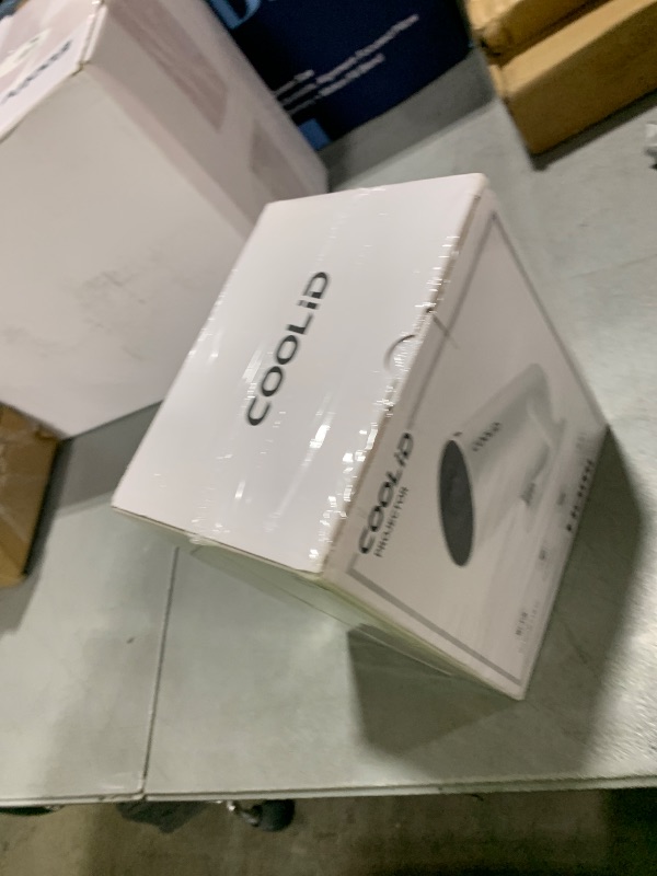 Photo 1 of [Built-in Apps & 2026 Upgraded] Mini Projector Support 4K 1080P Auto Keystone 180° Rotatable with WiFi 6 and Bluetooth 5.4, Projector Portable Compatibile with HDMI/TV Stick/Memory Stick/Laptop-Black