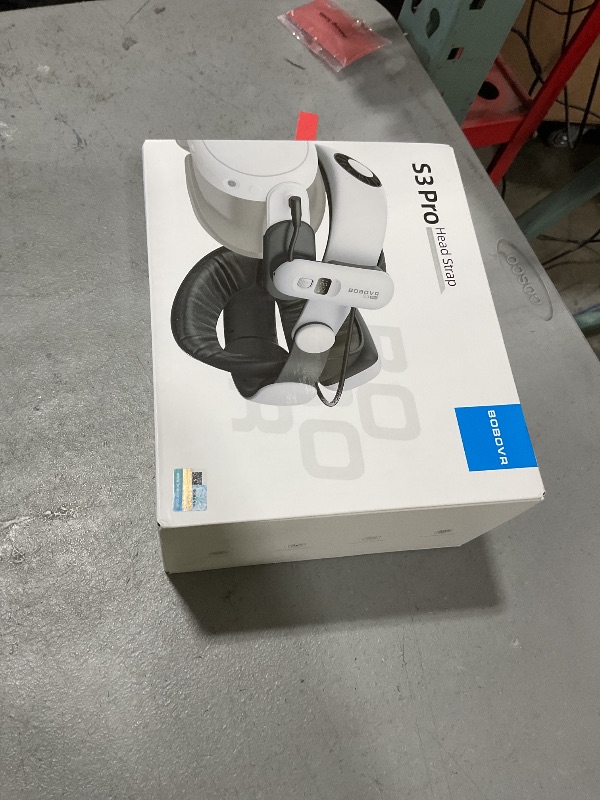 Photo 1 of BOBOVR S3 Pro Battery Strap Accessories,Head Air Cooling System and 10000mah Hot-swappable Battery Pack,Compatible with Meta Quest 3/Quest 3S