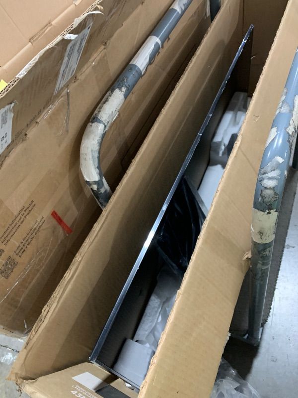 Photo 1 of MAJOR DAMAGE********** SELLING FOR PARTS ONLY---------------------SAMSUNG 43-Inch M7 (M70D) Series 4K UHD Smart Monitor, Speakers, HDR10, USB-C, Multiple Ports, Gaming Hub, SolarCell Remote, Vision Accessibility Tools, LS43DM702UNXGO, Black