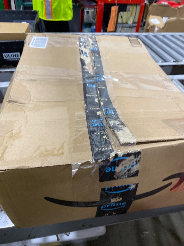 Photo 1 of 9ft Christmas Cedar Garland with Soft Thickness Pine, Artificial Green Faux Cedar Pine Garland for Mantle Fireplace Indoor Outdoor Holiday Party Home Decoration?4 Pcs?