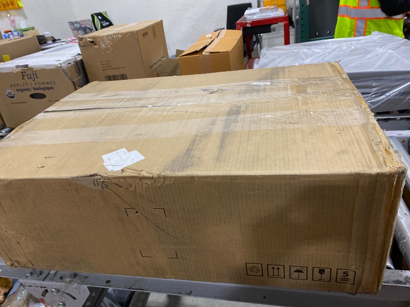 Photo 1 of SUNGOLDPOWER 6500W 48V Solar Inverter, Split Phase,Built-in 2 MPPTs, Max 140A Battery Charging, AC Input/Output 120V/240V(settable),Pure Sine Wave Inverter(Parallel/WiFi/BMS COMM) UL1741