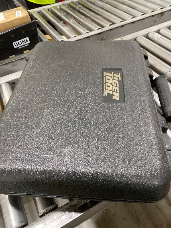 Photo 1 of Tiger Tool Hydraulic Wheel Stud Service Kit for use on Drum and Disc Applications, for use on Class 6 – 8 Transportation Trucks, Semi Trucks, and Heavy Duty Equipment, 10618